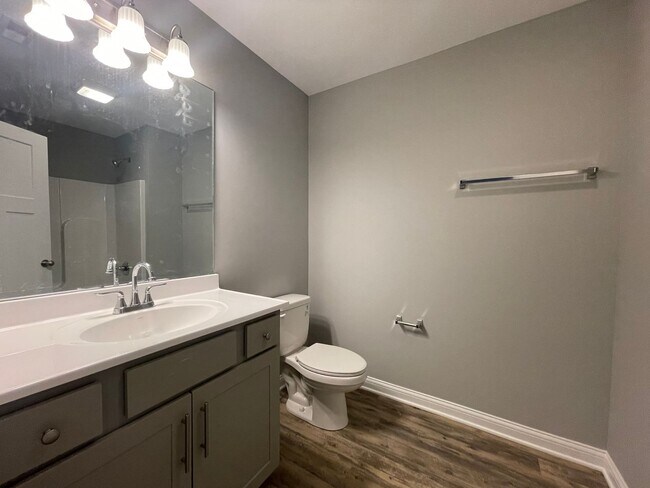 Foto del edificio - 113/115 Tucker Lane