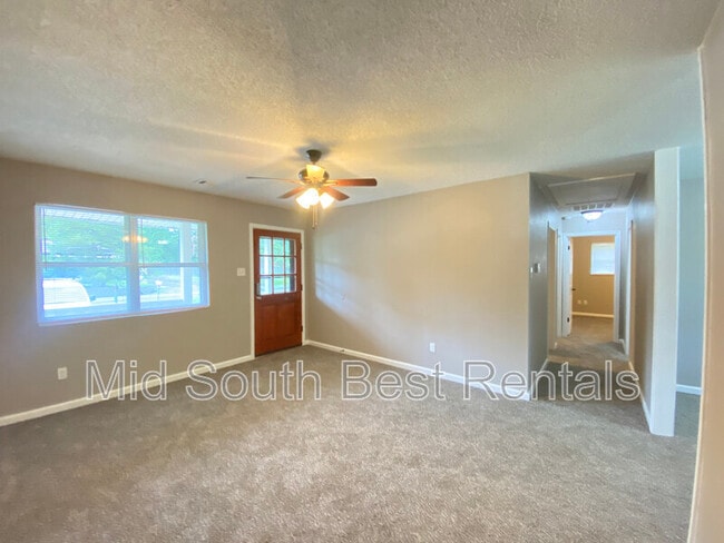 Building Photo - 306 Cordelia Dr