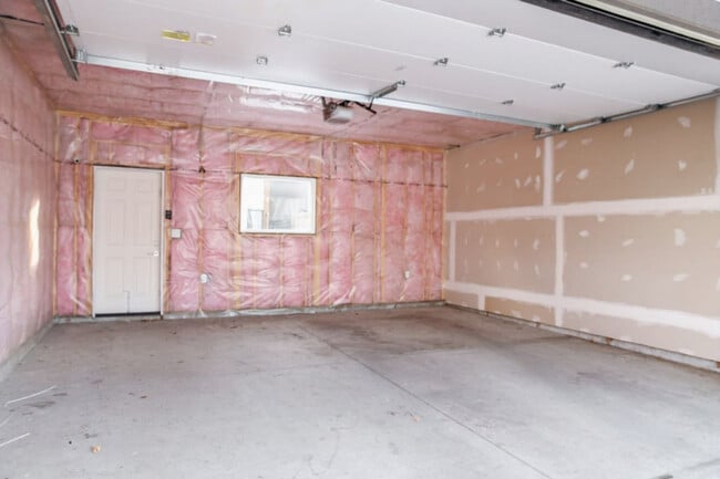 Photo du bâtiment - 10510-10132 132 St NW