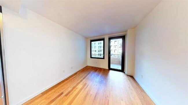 Building Photo - 2 bedroom in Brooklyn NY 11221