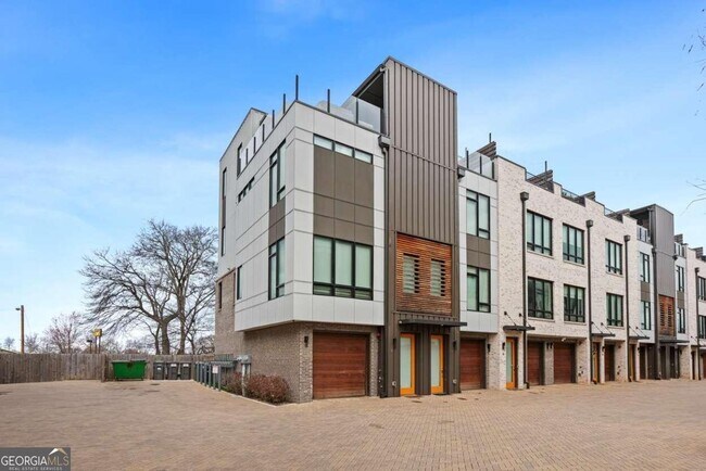 Building Photo - 122 Cityview Ct NE