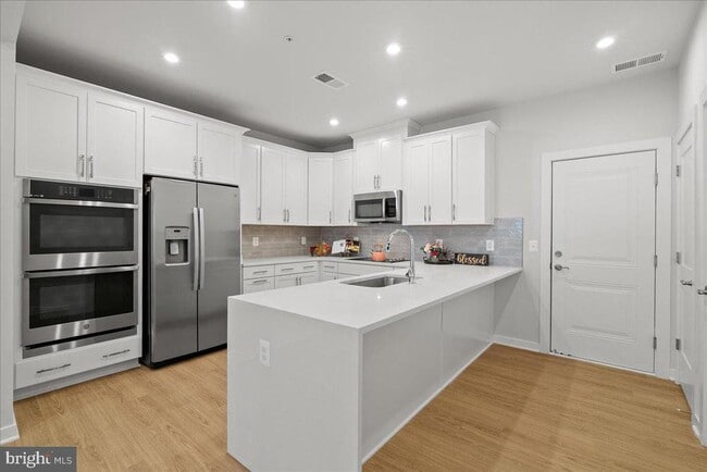 Building Photo - 4128 Legato Rd