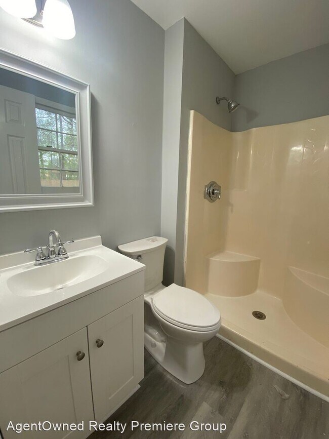 Foto del edificio - 3 br, 2 bath House - 347 Water Oak Dr