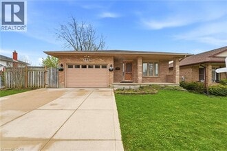 Building Photo - 146 Ashley Crescent