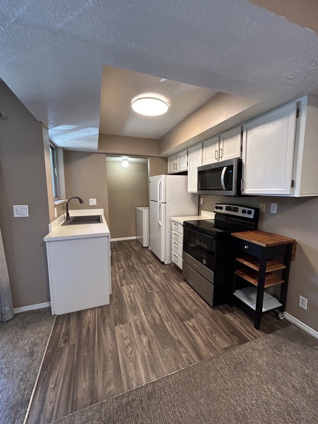Foto del edificio - 662 W Jefferson Cove
