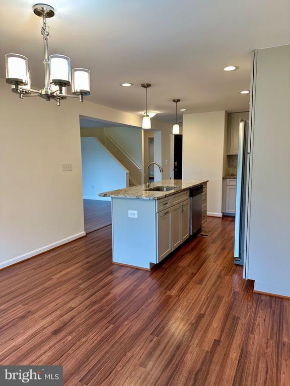 Foto del edificio - 1823 N Shore Ct