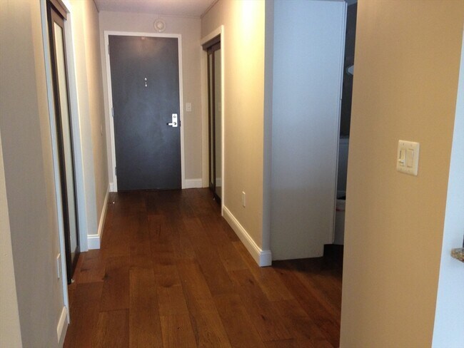Foto del edificio - 60 Longwood Ave