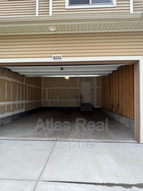 Foto del edificio - 18226 E 52nd Ave