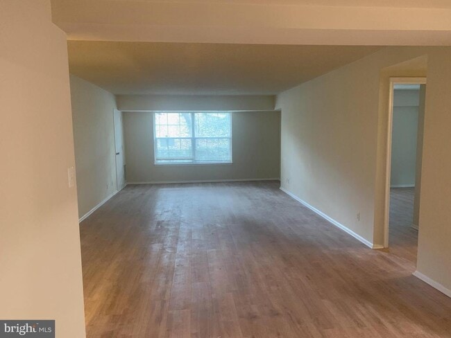 Foto del edificio - 7700 Tremayne Pl