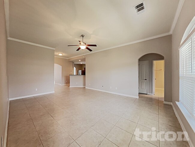 Foto del edificio - 2312 Redbud Dr