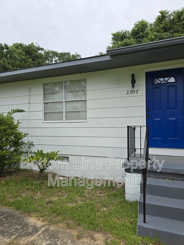 Foto del edificio - 2907 Skyline Rd