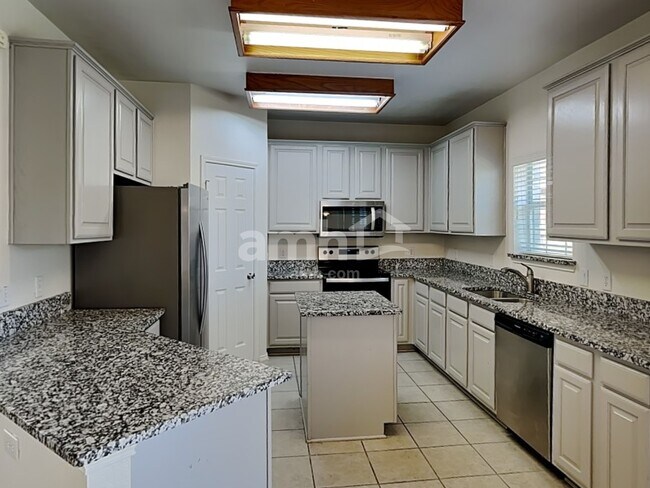 Foto del edificio - 1224 Riverside Rd