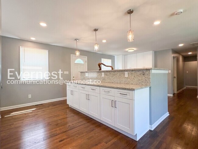 Foto del edificio - 8713 Rhode Island Ave
