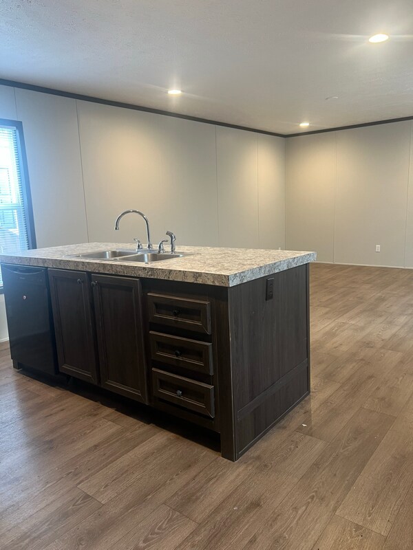 Foto del edificio - 2001 FM 1195