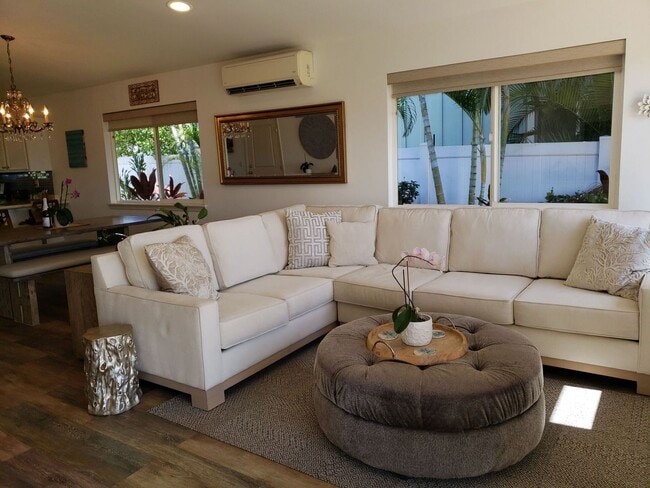 Building Photo - 3 BD. 2.5BA. + bonus office -  BEAUTIFULLY...