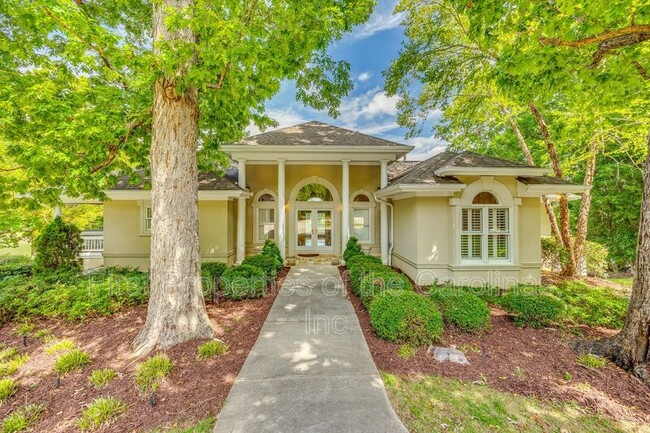 Building Photo - 11 Hamilton Woods Ct
