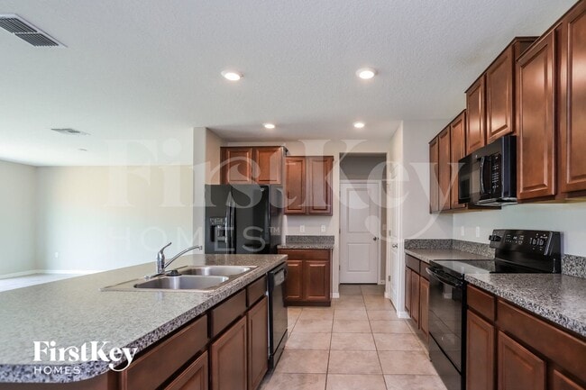 Foto del edificio - 9632 Sage Creek Dr