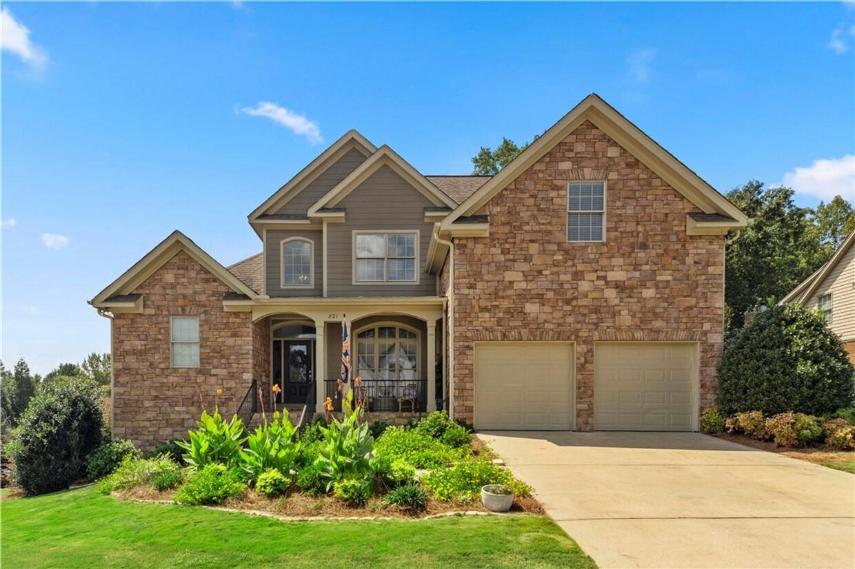 Primary Photo - Gorgeous Home In Auburn Available Now--Spa...
