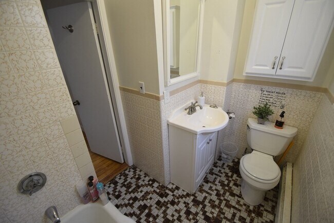 Foto del edificio - 1729 Commonwealth Ave