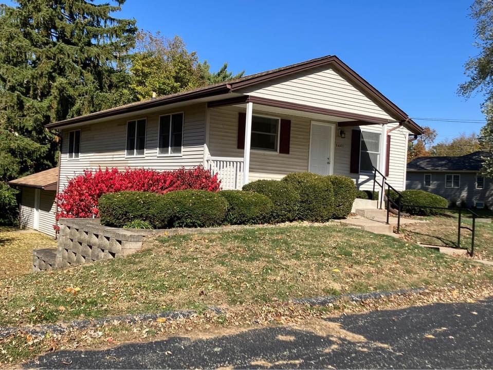 Primary Photo - 5601 N Humboldt Ave