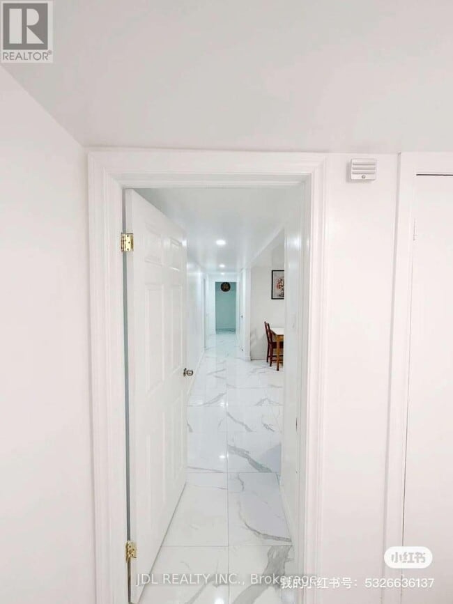 Building Photo - 115 Mintwood Dr