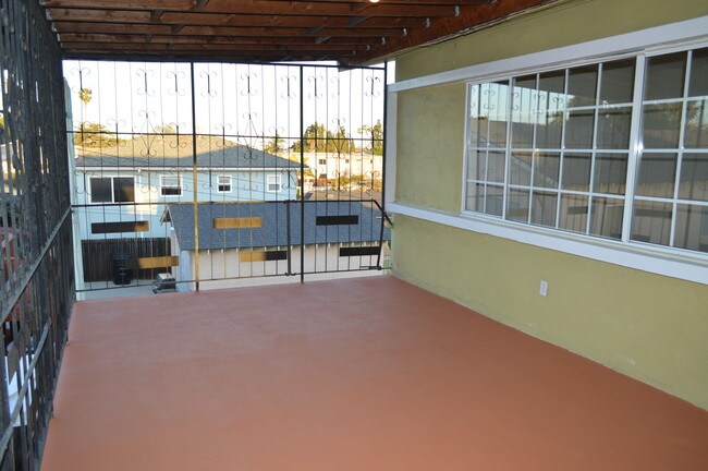 Patio - 4418 W 64th St
