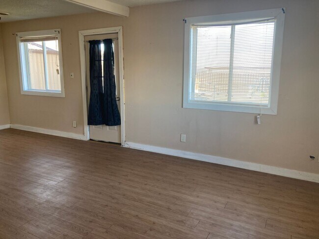 Foto del edificio - Affordable 2-Bedroom Home Near Ankeny