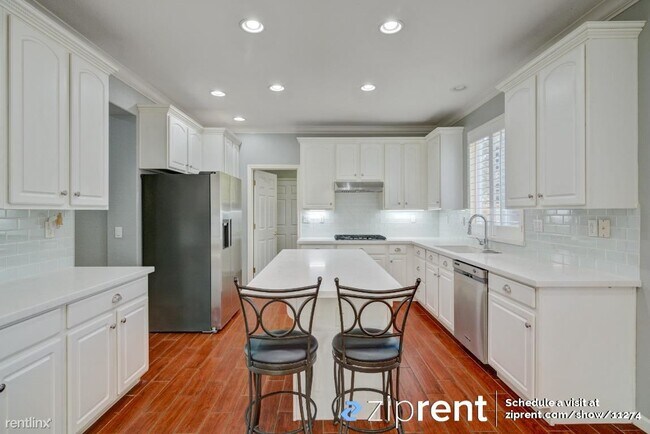 Foto del edificio - 4 br, 3 bath House - 4209 Lighthouse Ave, ...