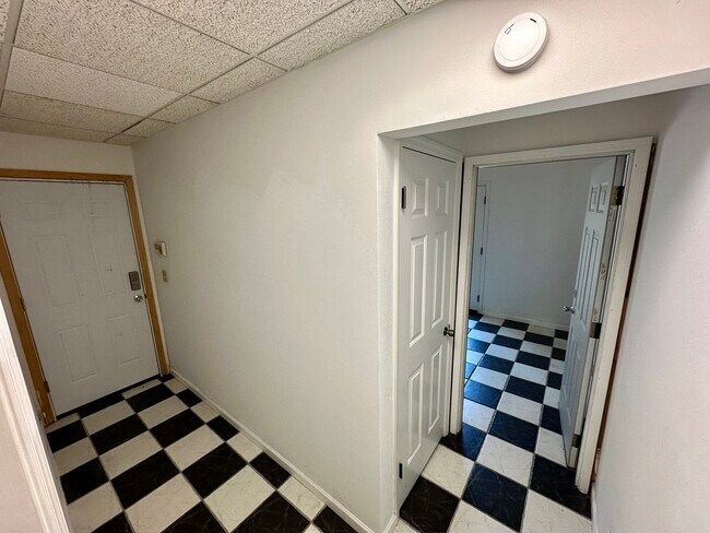 Foto del edificio - 7608 Foley Dr