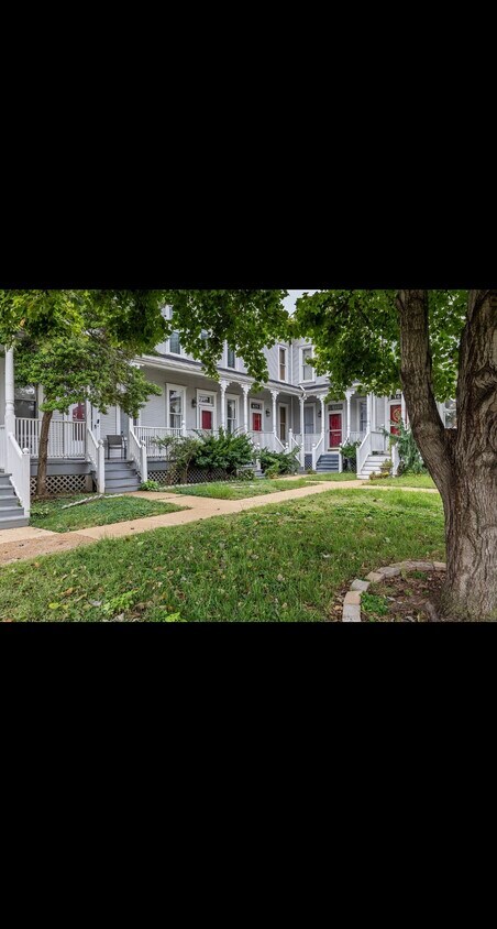 Foto principal - 1627 Dolman St