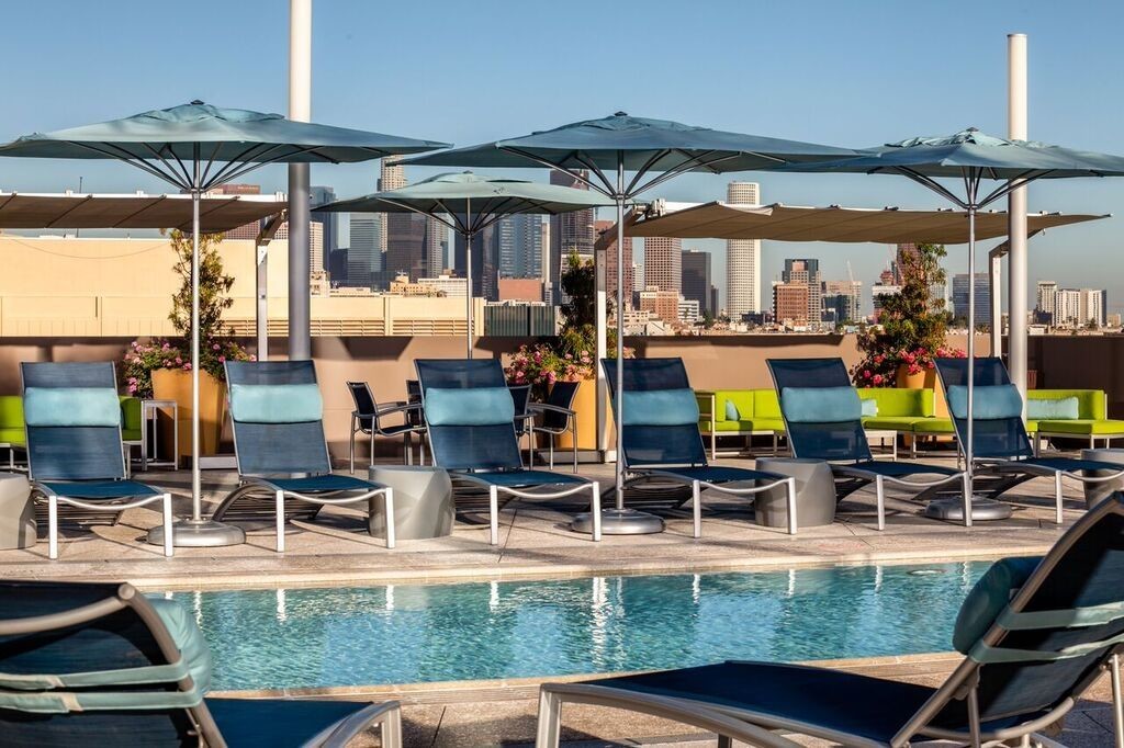 Foto principal - 3150 Wilshire Blvd