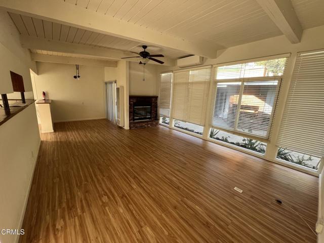 Foto del edificio - 3707 Mayfield Ave
