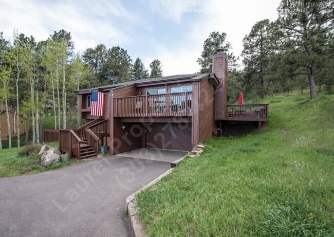 Building Photo - 993 Arrow Wood Dr