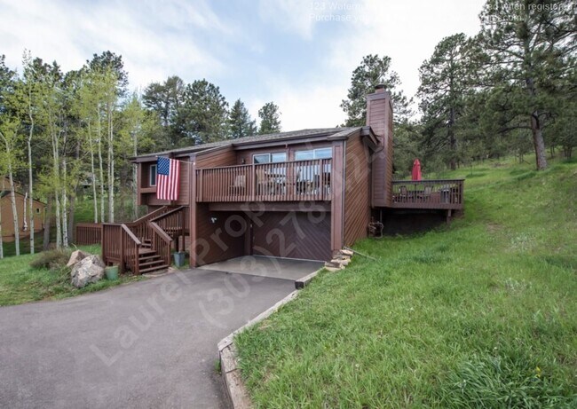 Foto del edificio - 993 Arrow Wood Dr
