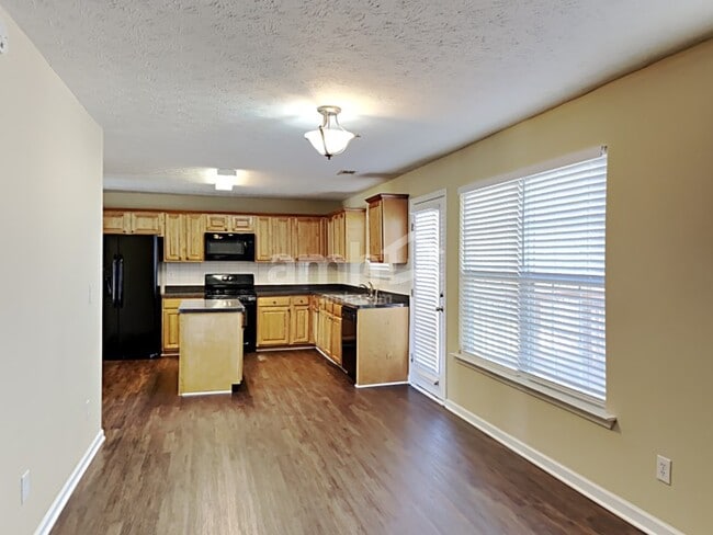 Building Photo - 2385 Braelin Loop