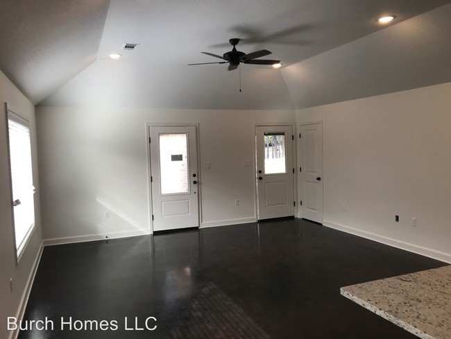 Building Photo - 3 br, 2 bath House - 346 Wolf Grove