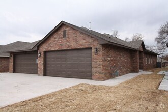 Building Photo - 405 Chalk Hill Ct