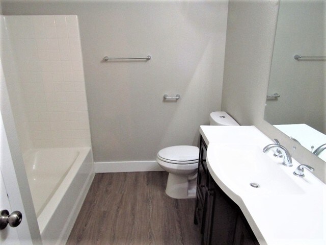 Foto del edificio - 5482 Windsor Way