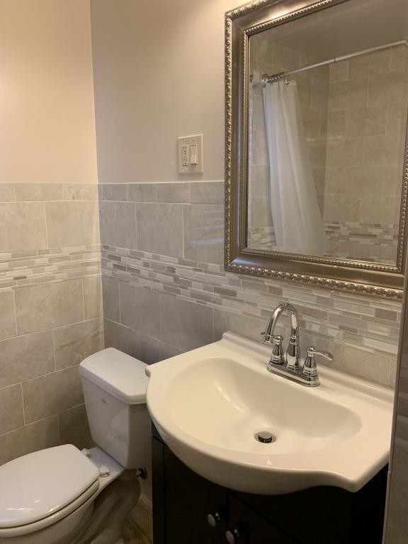 Building Photo - 194 Linden Avenue, Apt.# 2