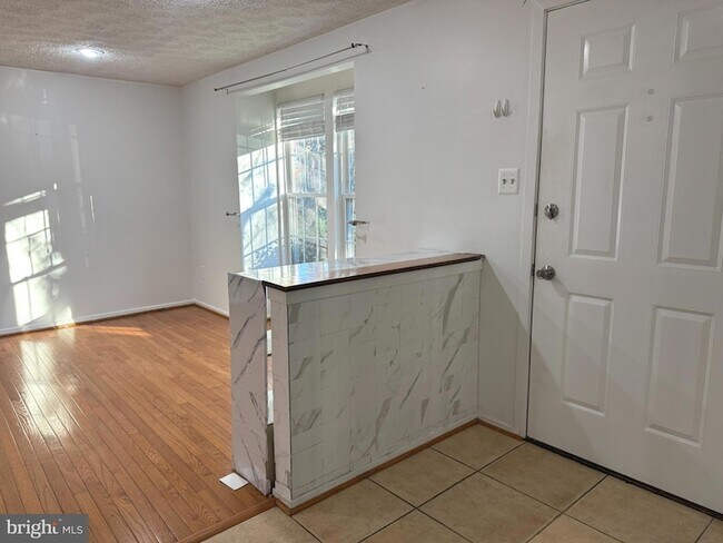 Foto del edificio - 6505 Field Master Dr