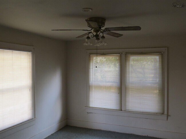 Foto del edificio - 1511 Westlake Dr