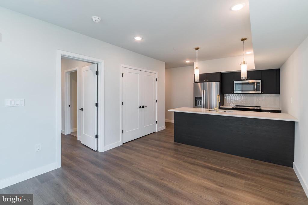 Foto principal - 1102 Germantown Ave