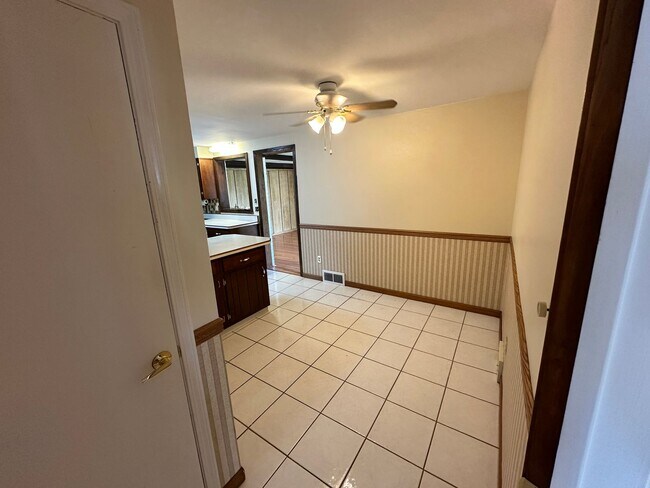 Foto del edificio - Homestead / Munhall - 2+ BR Single Family ...