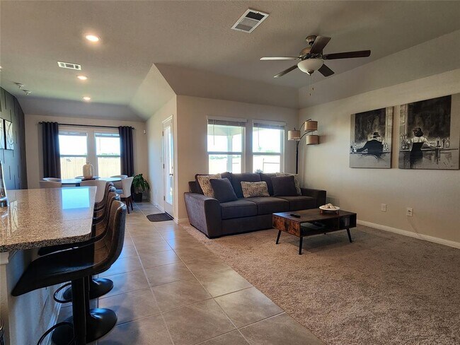 Foto del edificio - 14508 Heartland Dr
