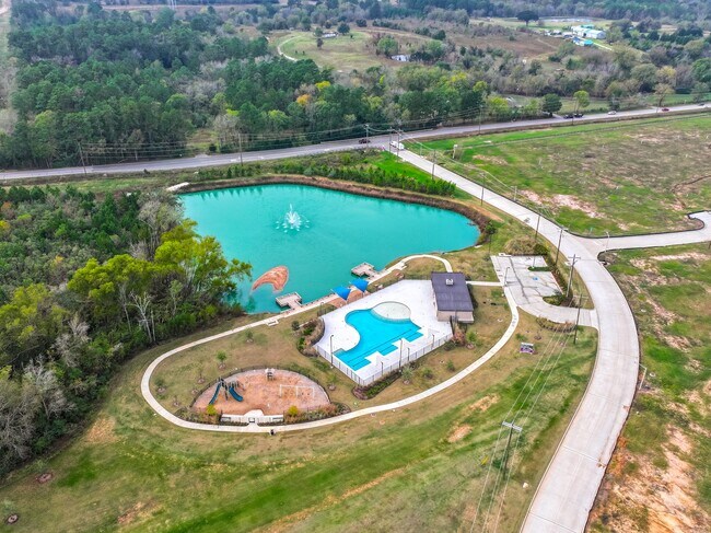 Foto del edificio - 9219 Grace Rdg Dr