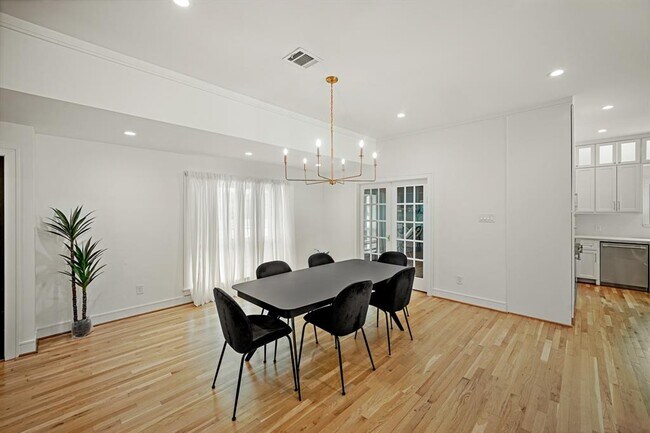 Building Photo - 5630 Lymbar Dr