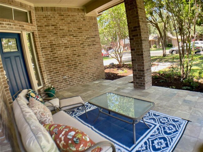 Foto del edificio - 4409 S Summercrest Loop