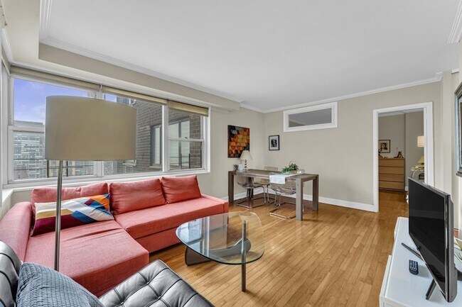 Foto del edificio - 400 E 54th St