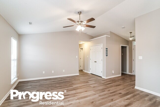 Foto del edificio - 5720 Shining Oak Ln