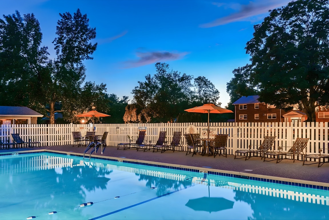 Cliffside Apartments - Cliffside Apartments